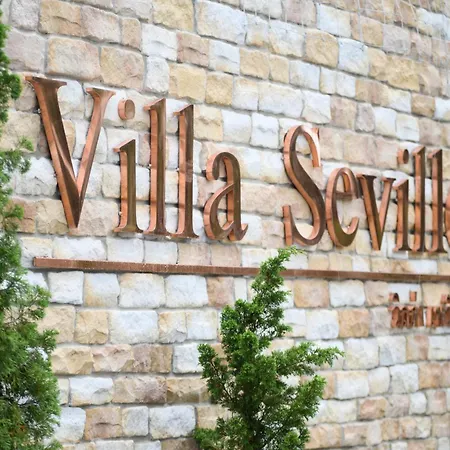 Villa Seville-2